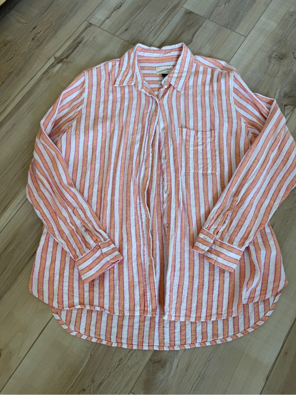 Striped Linen Set - Picture 4 of 10